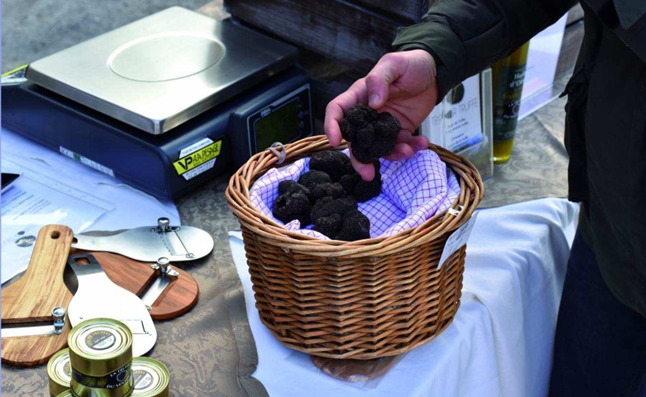 Marché aux truffes de Richerenches-photo-news