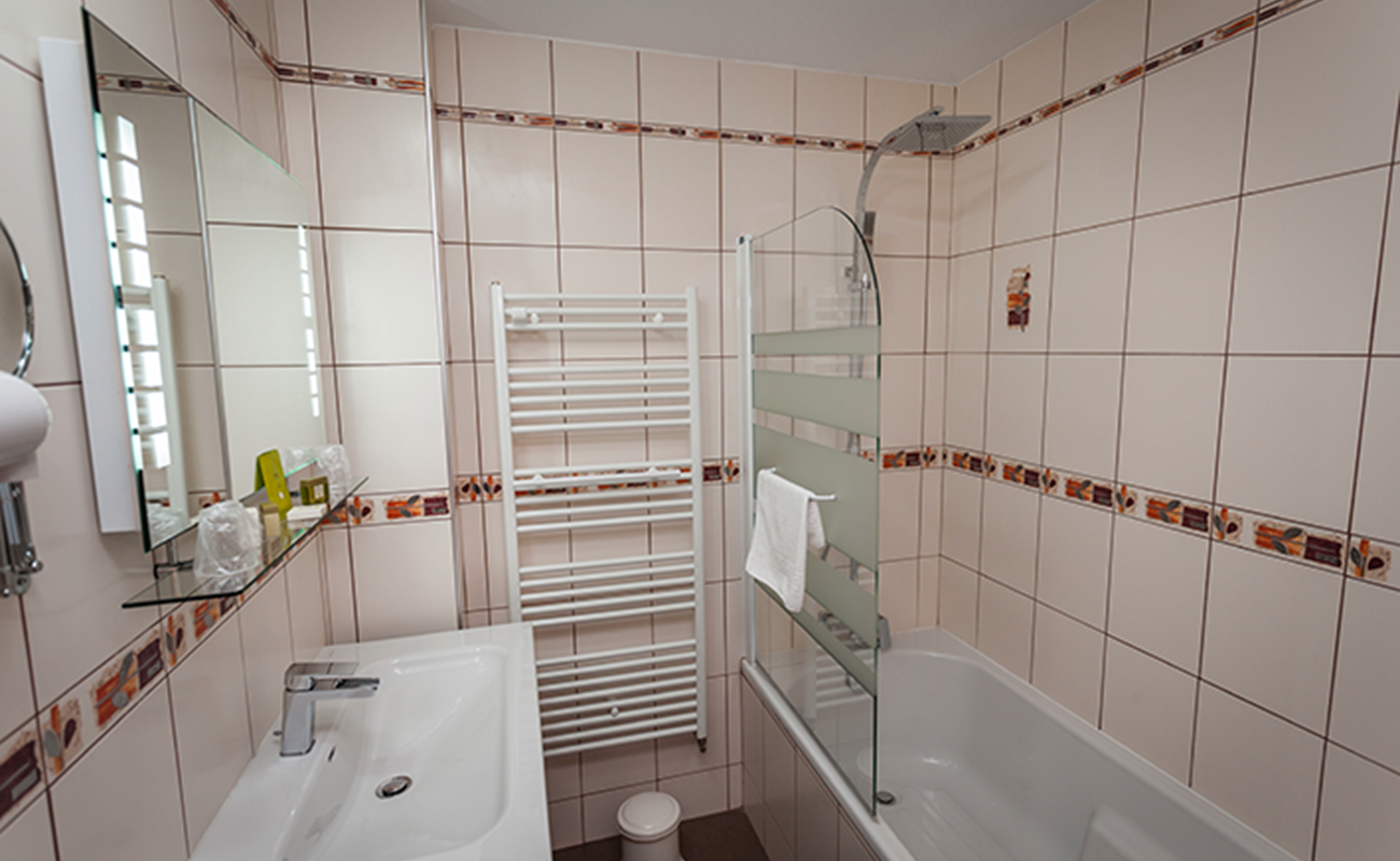 Hostellerie du grand duc salle de bain-photo-gallery