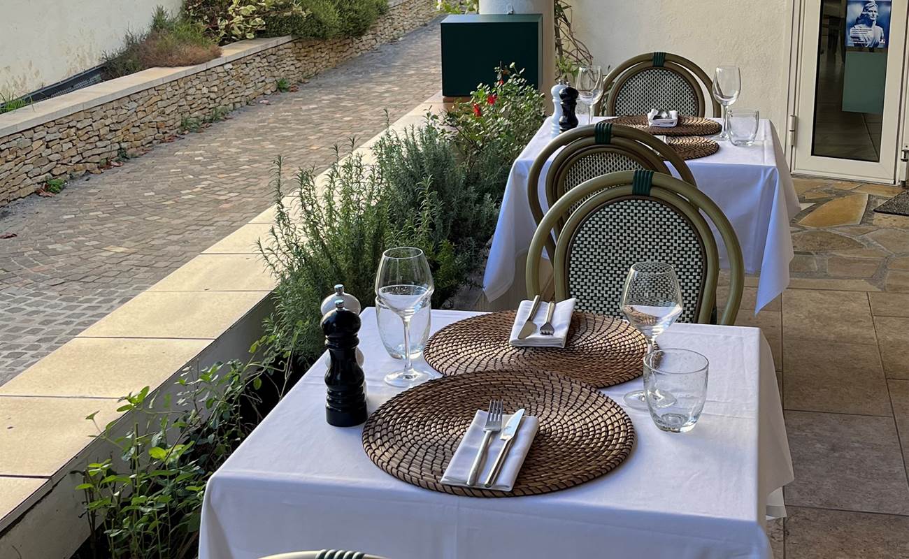 Terrasse côté Chapelle-photo-gallery