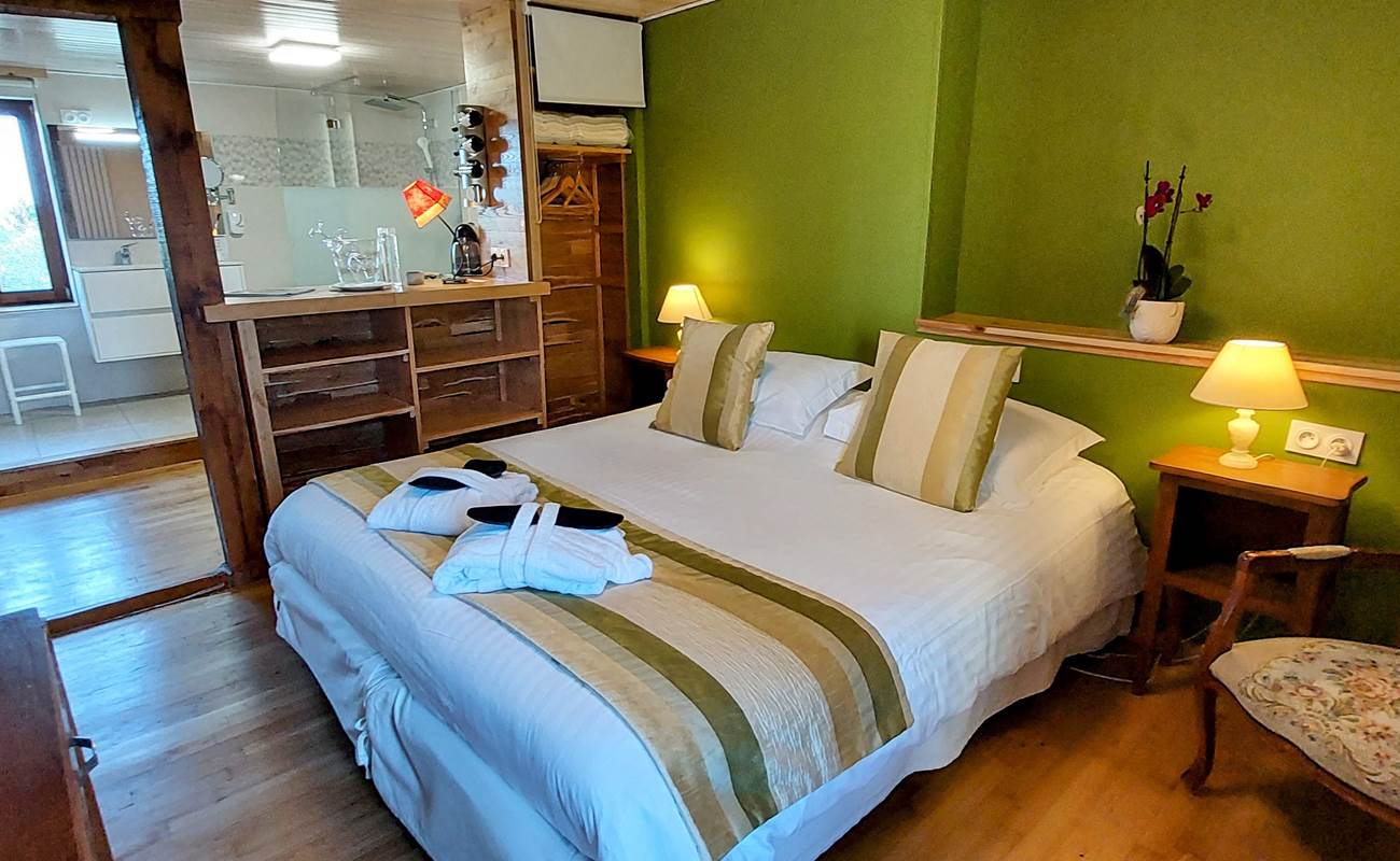 Chambre Paul Rebeyrolle double-photo-gallery