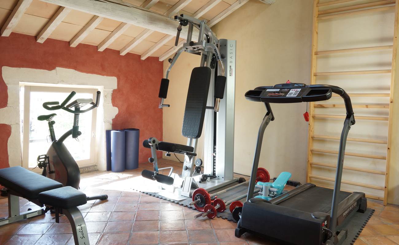 Maison en Provence de charme  - Salle de sport ocre rouille  - Lapalud - Vaucluse-photo-gallery
