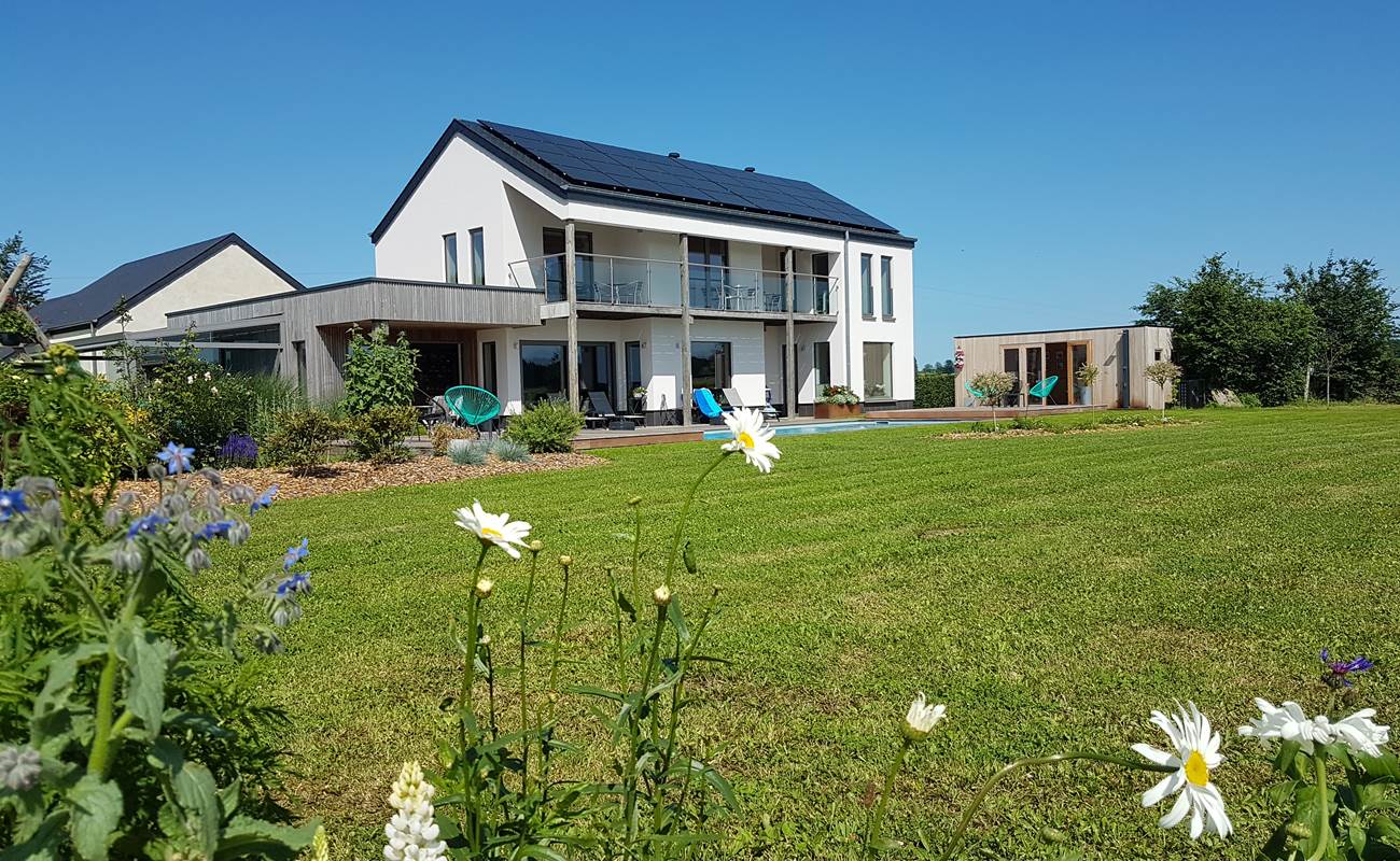 La Chabetaine - jardin - piscine avec terrasse mobile - balcon plein sud-photo-gallery