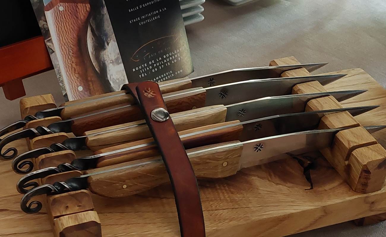 Couteaux pour les côtes de bœuf à l'Hostellerie du Grand Duc-photo-gallery