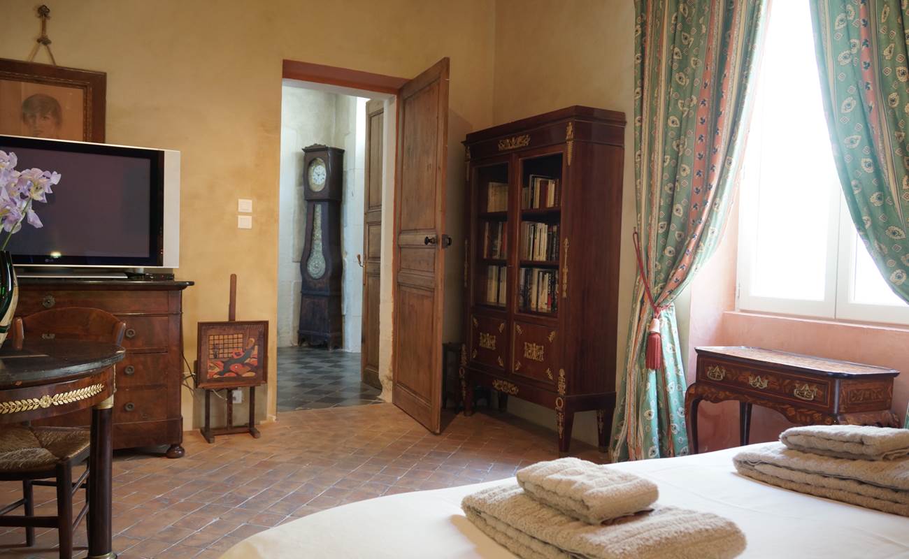 Maison en Provence de charme  - Chambre ocre beige et orange - Lapalud - Vaucluse-photo-gallery