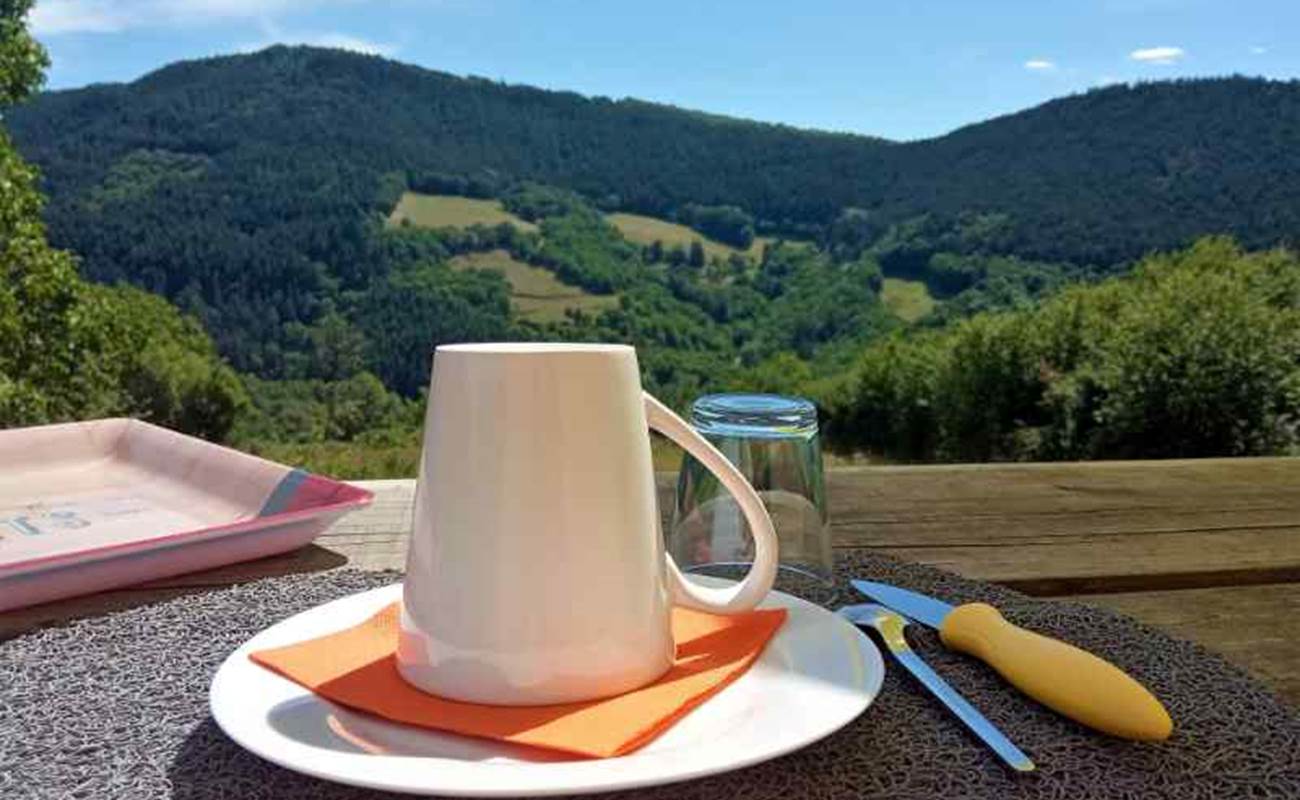 Petit déjeuner privatif en terrasse-photo-gallery