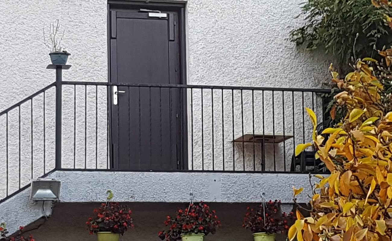 pt-porte accès extérieur pour chambre La Pousse d'Or et Guimbelot-photo-gallery