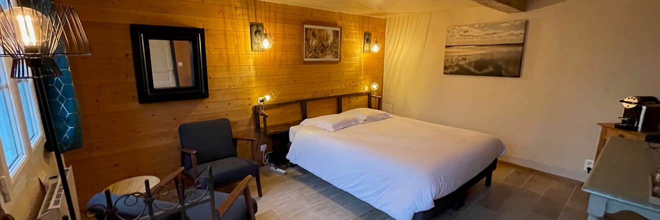 © Au Presbytère de Saigneville - la double de mademoiselle Juliet