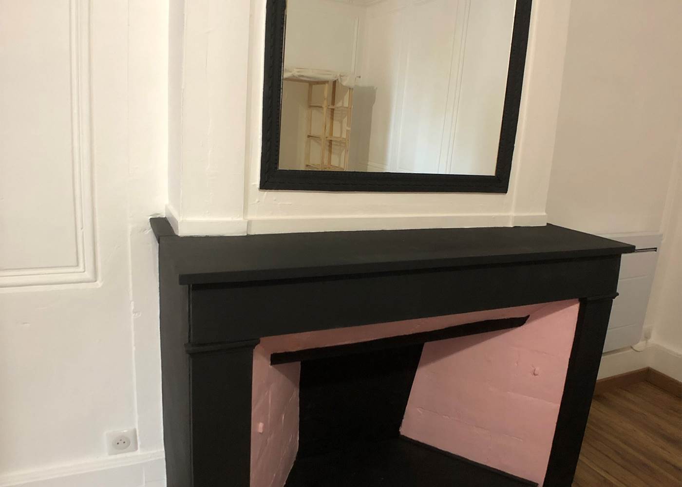 CHAMBRE ST AMOUR_CHEMINEE