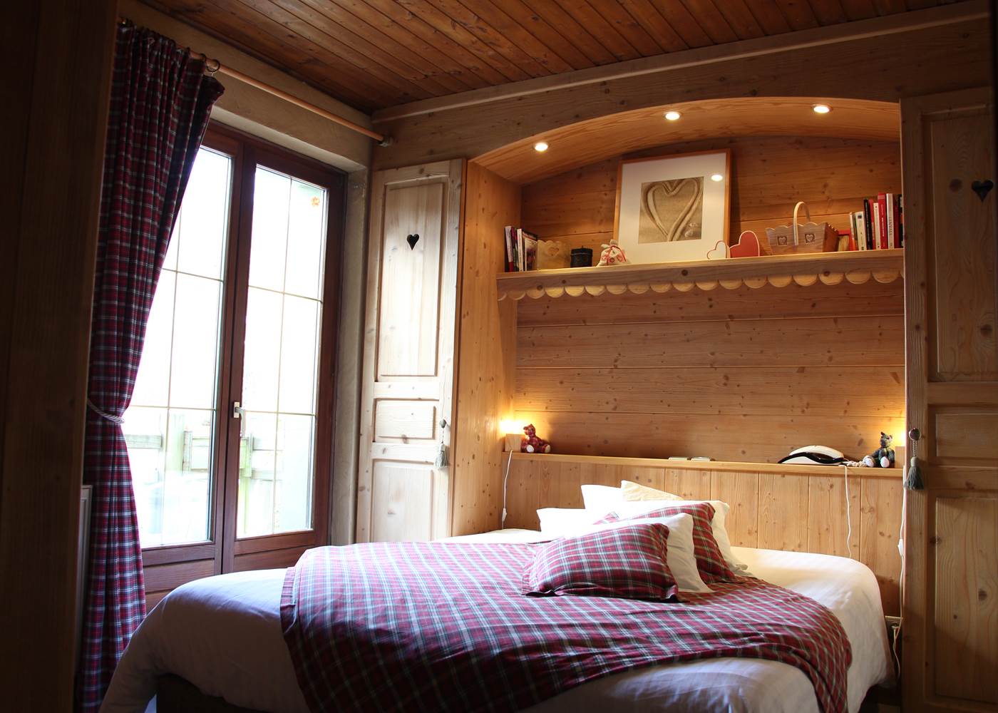 junior suite petit coeur decoration montagnardes meuble bois de vosges