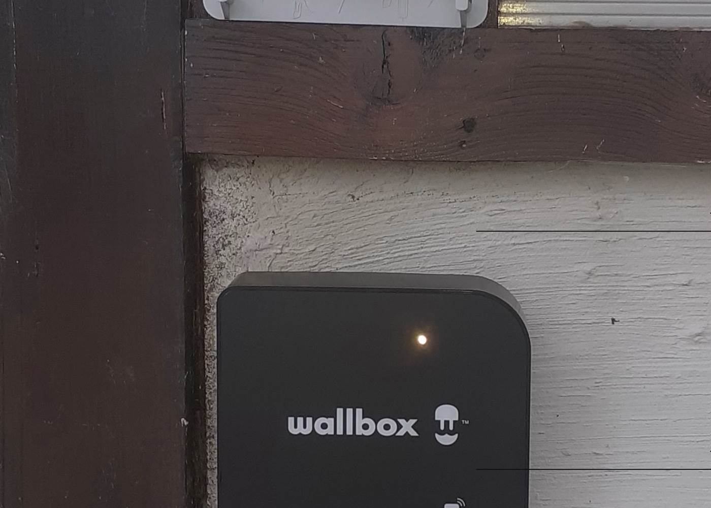 Gîtes Tré Le Grenier - borne recharge IRVE