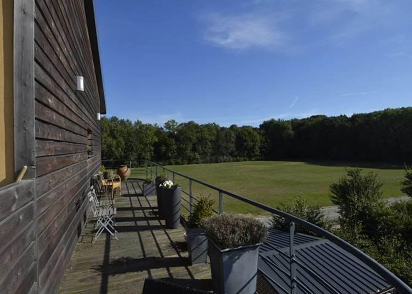 Amiral 21 terrasse Est p02