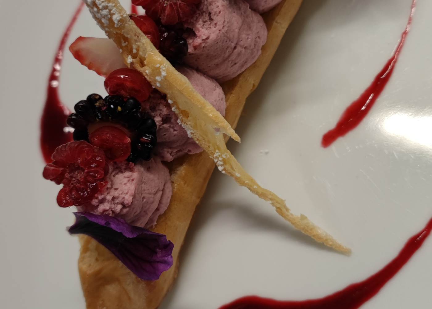 choux farci a la crème de myrtille