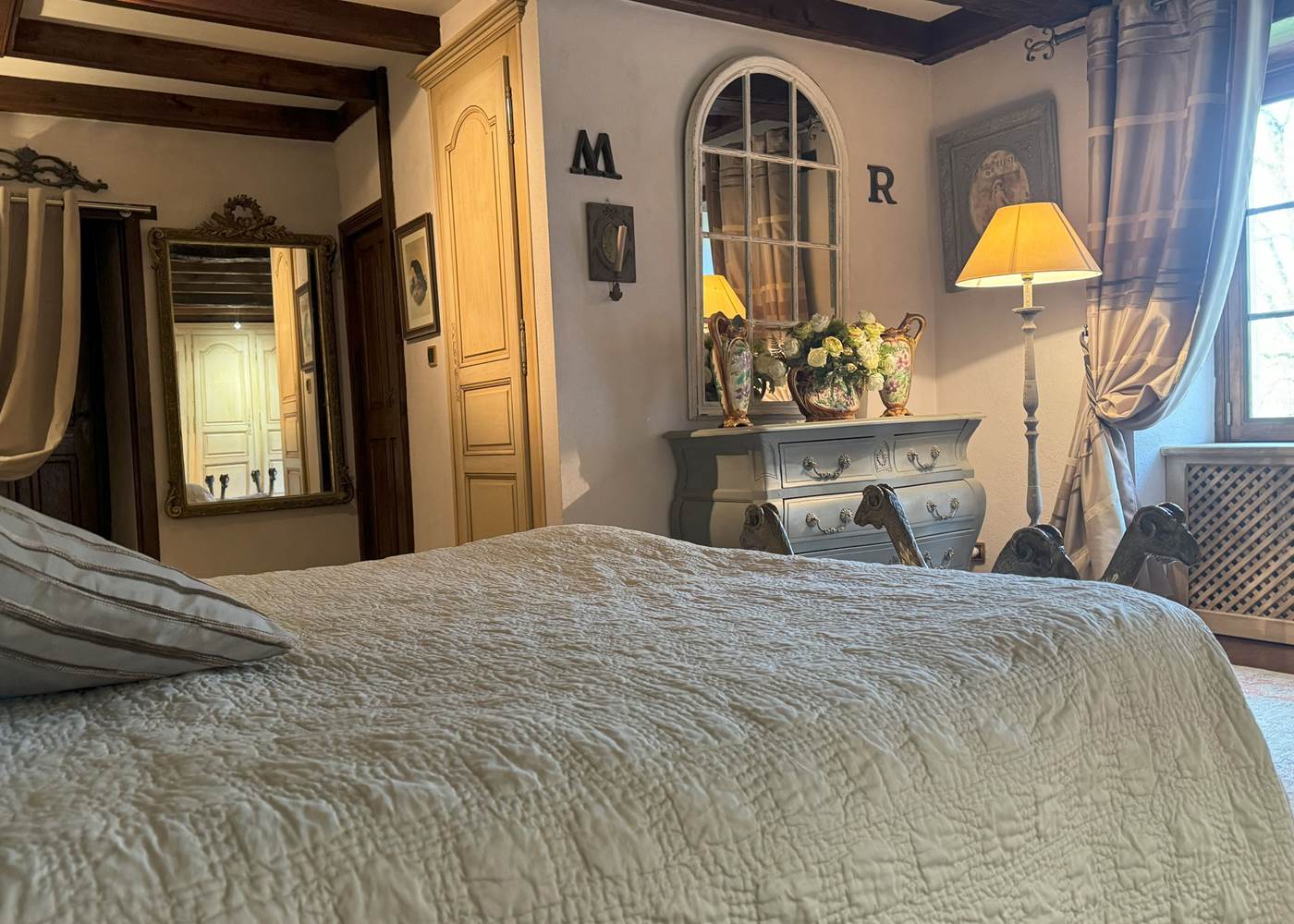 Moulin-Rouhaud-Chambre-le-Meunier-décoration