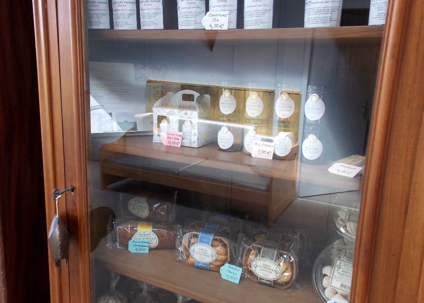 Domaine du Gué du Roi Boutique Confitures Miels Gâteaux