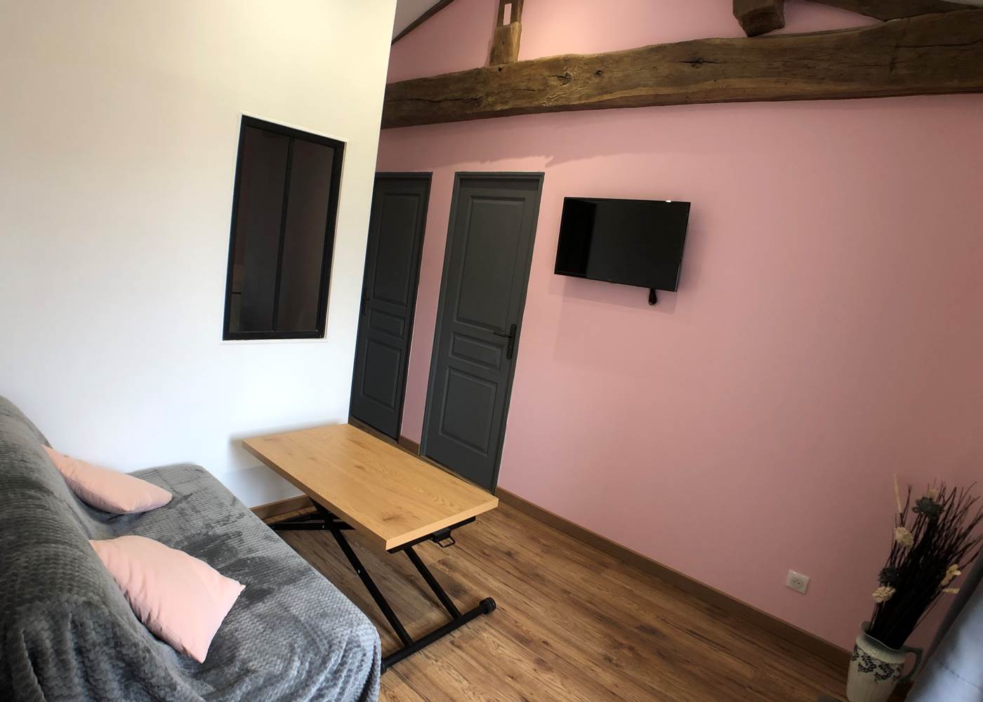 CHAMBRE JULIENAS_SALON_1