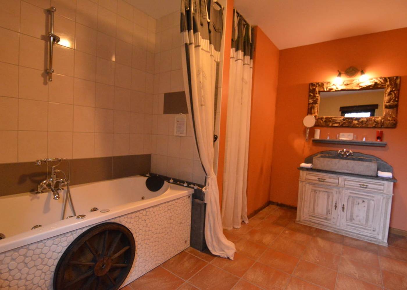 218211_lsr_2014082129817343696 - Copie