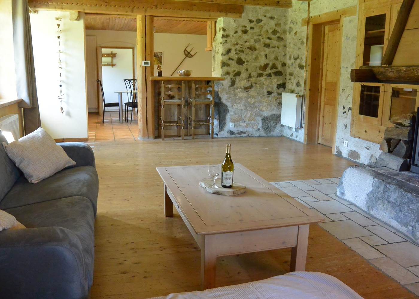 Gîte Tré le grenier - charmant gîte - Gîte le Grand - pour 6 personnes - salon