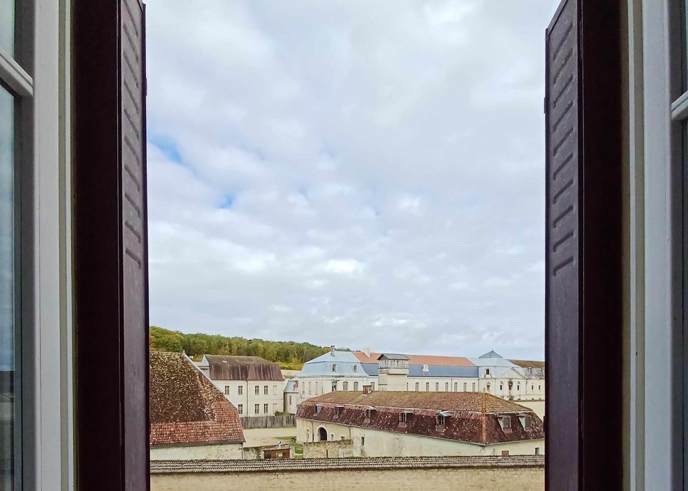 Relais_vue des chambres sur l'Abbaye