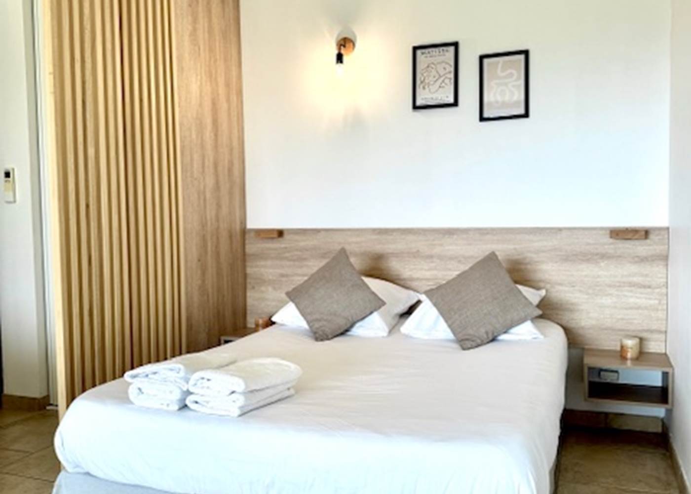 LOU BEL AZUR - APPARTEMENT SEJOUR VACANCES COTE D'AZUR SAINT LAURENT MDU VAR