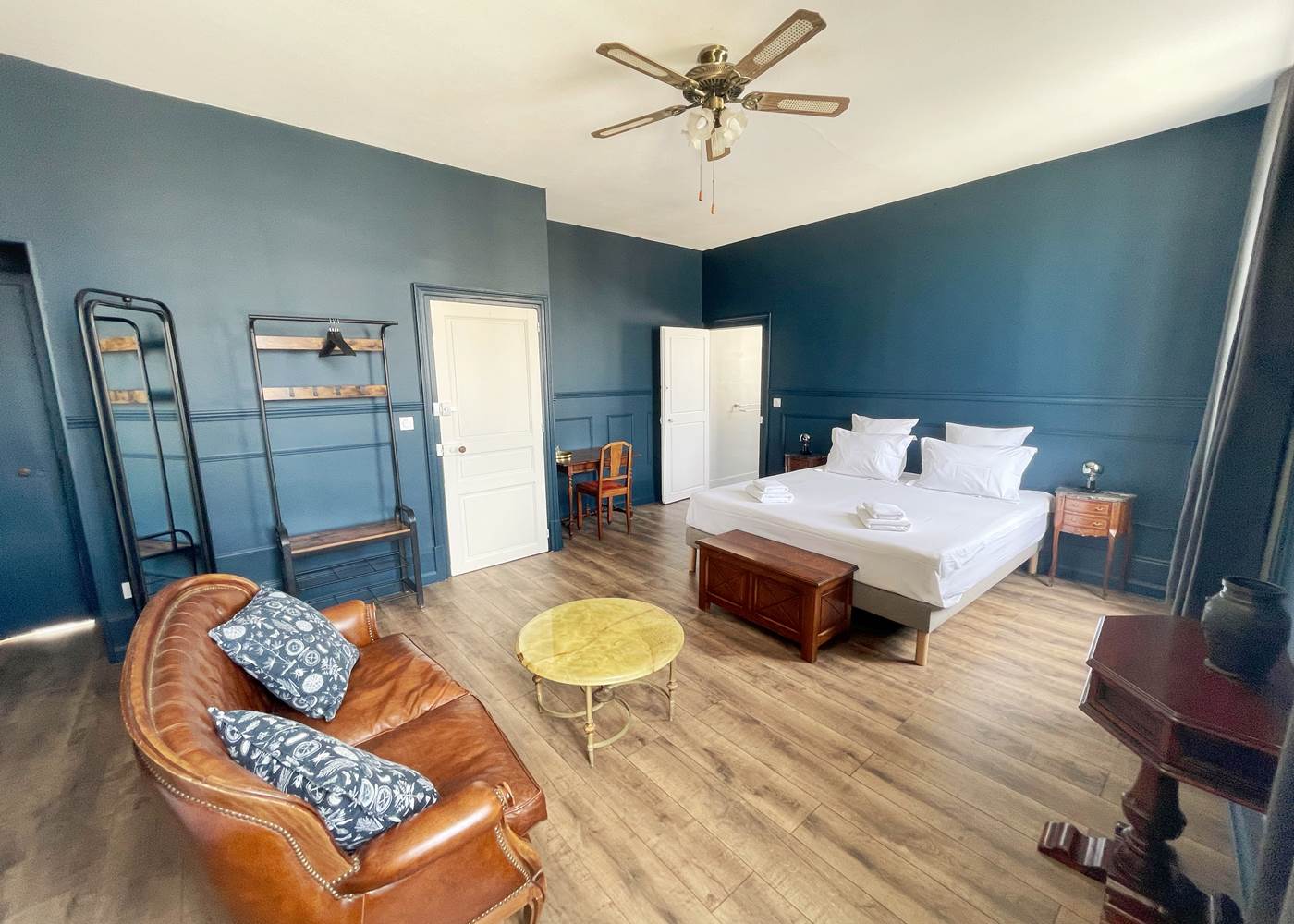 La Maison Voyage 41 - Vue ensemble - Chambre Jules Verne