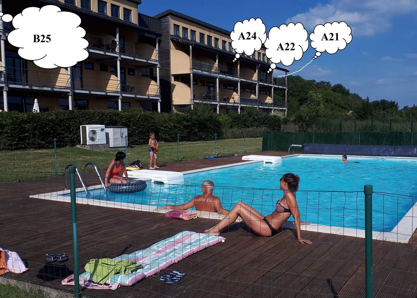 piscine privée - réservée aux Joséphines