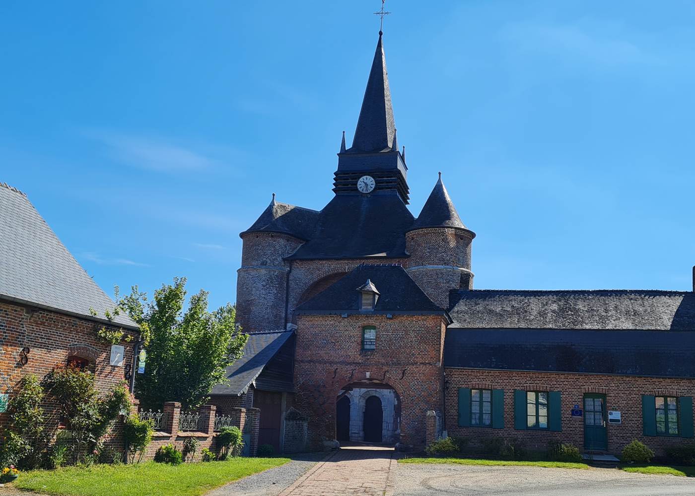 Eglise fortifiée de Parfondeval