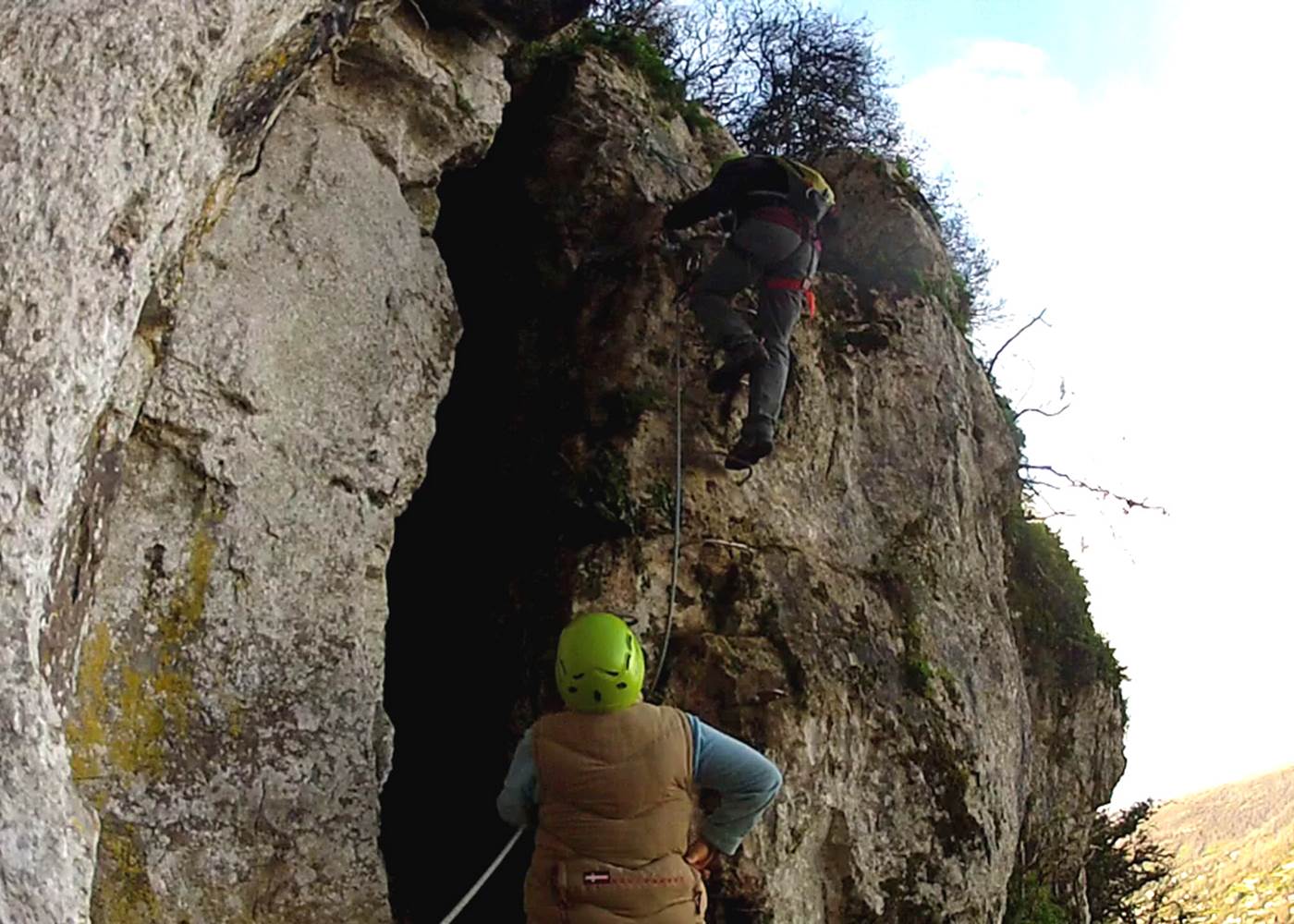 Près de la grotte