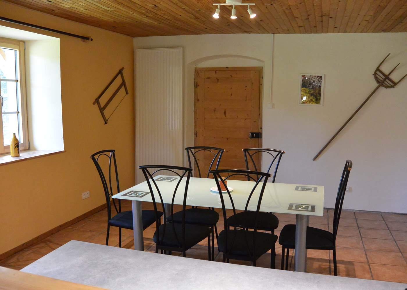 Gîte Tré le grenier - charmant gîte - Gîte le Grand - pour 6 personnes - coin repas