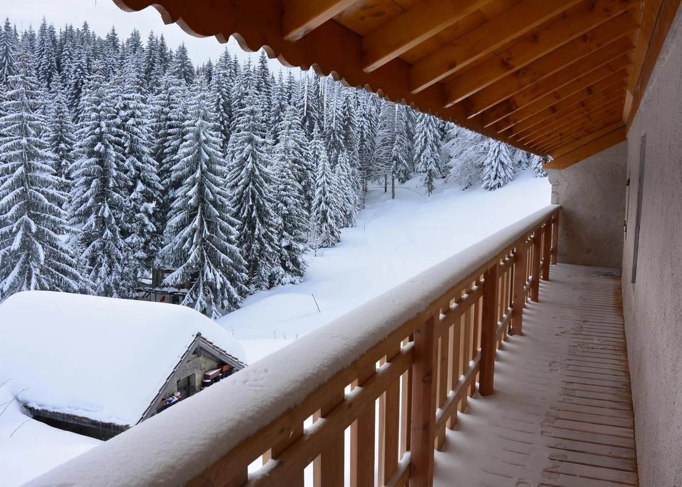 Gîte Tré le grenier - charmant gîte - Gîte le Haut - pour 2 personnes - balcon