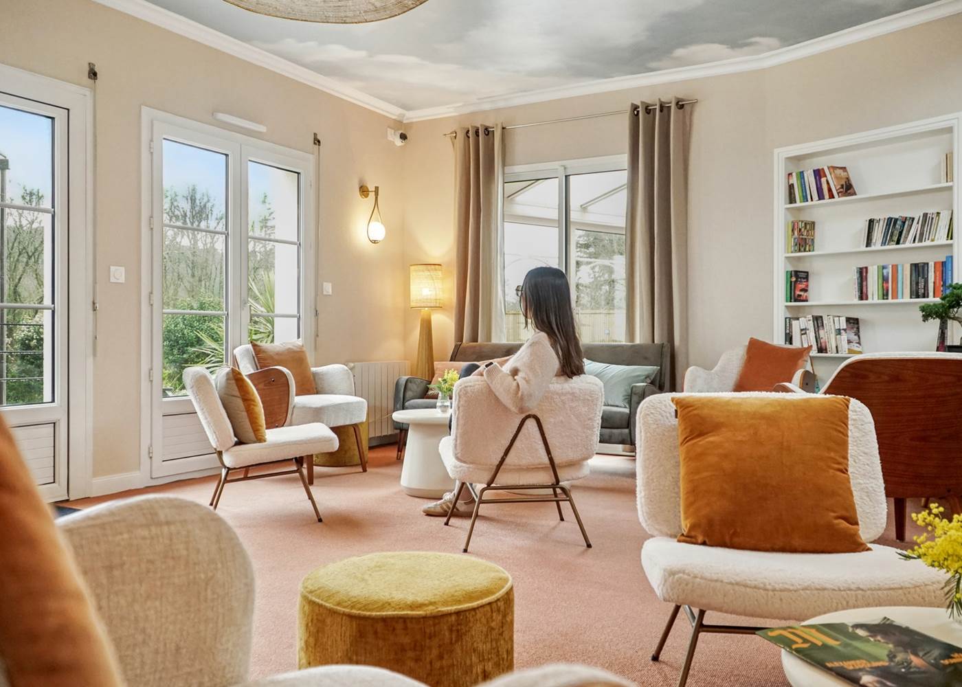 hotel-spa-arradon-espace-detente-lumineux-golfe-du-morbihan