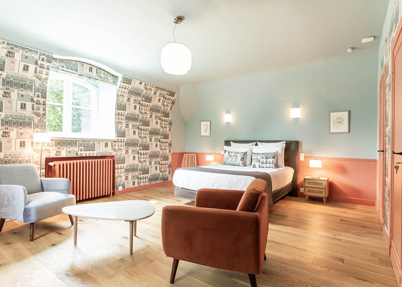 coin salon et table en marbre