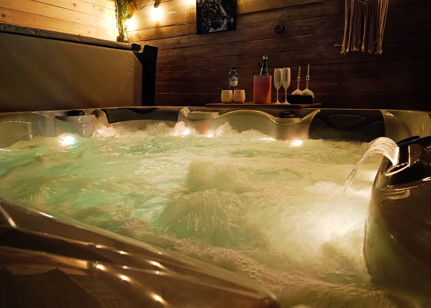 spa 6 places hydromassantes