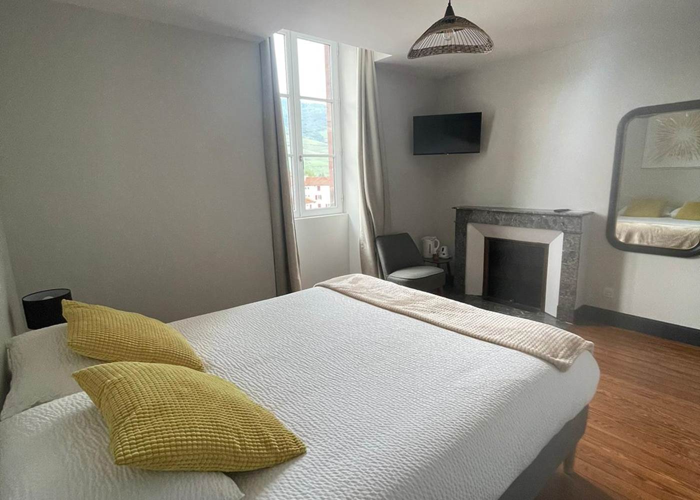 WhatsApp Image 2024-07-11 at 15.26.07 (1)