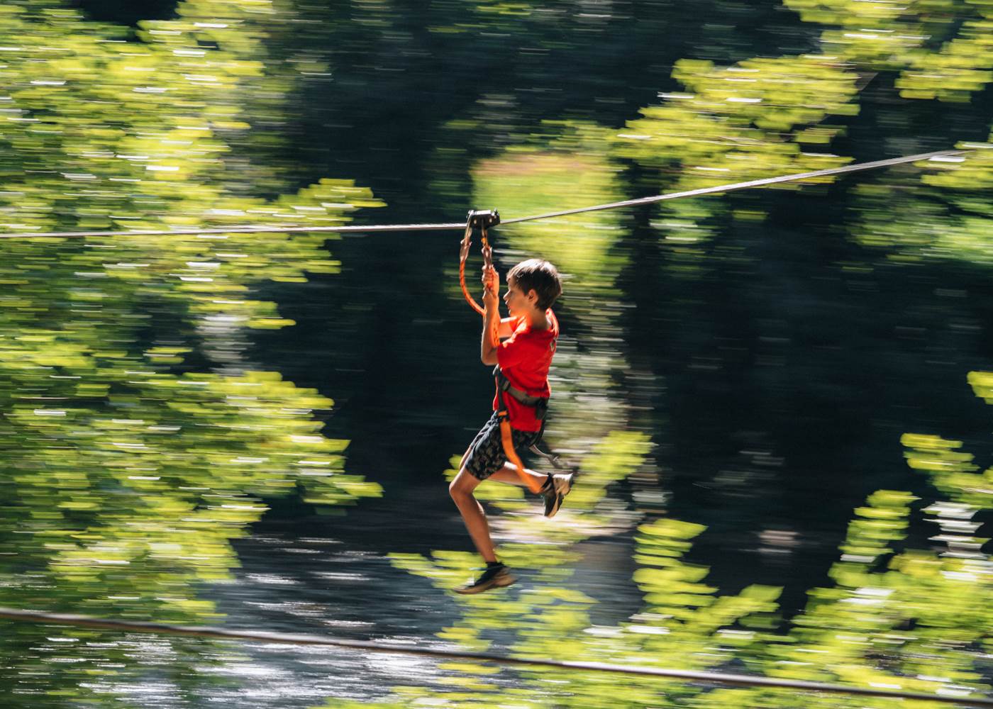 Une des nombreuses tyroliennes