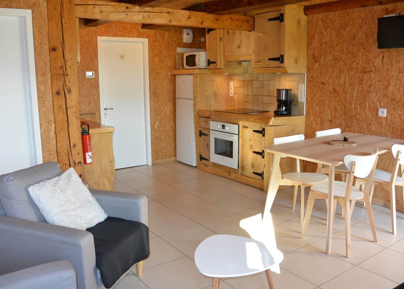 Gîte Tré le grenier - charmant gîte - Gîte le Bas - pour 5 personnes - cuisine