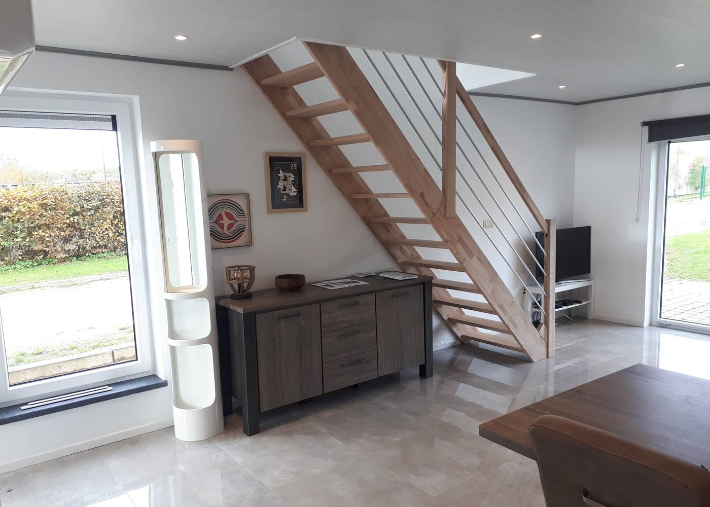 Salon - meuble avec informations