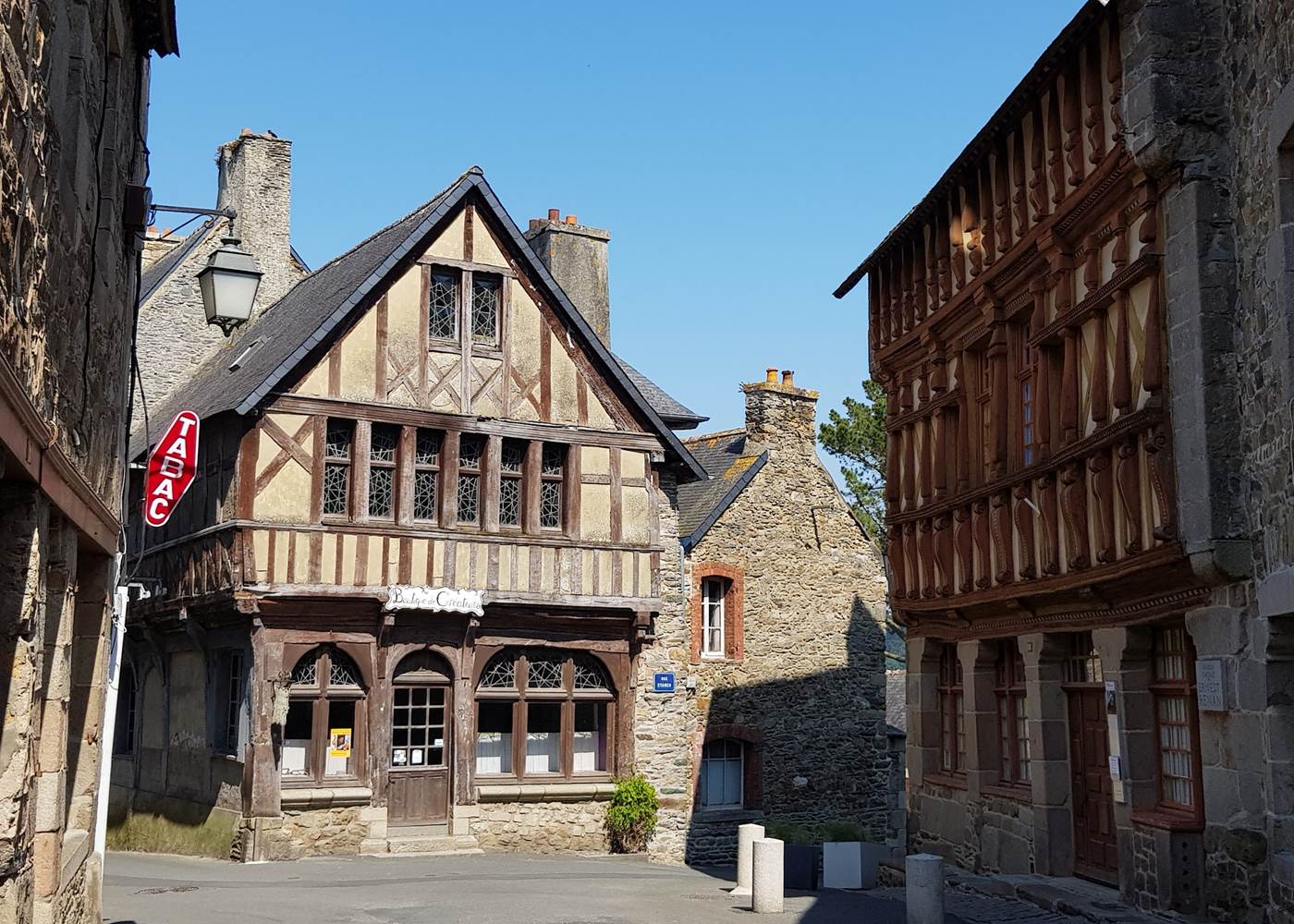 Maisons à colombages à Tréguier par Le Colombier Bretagne