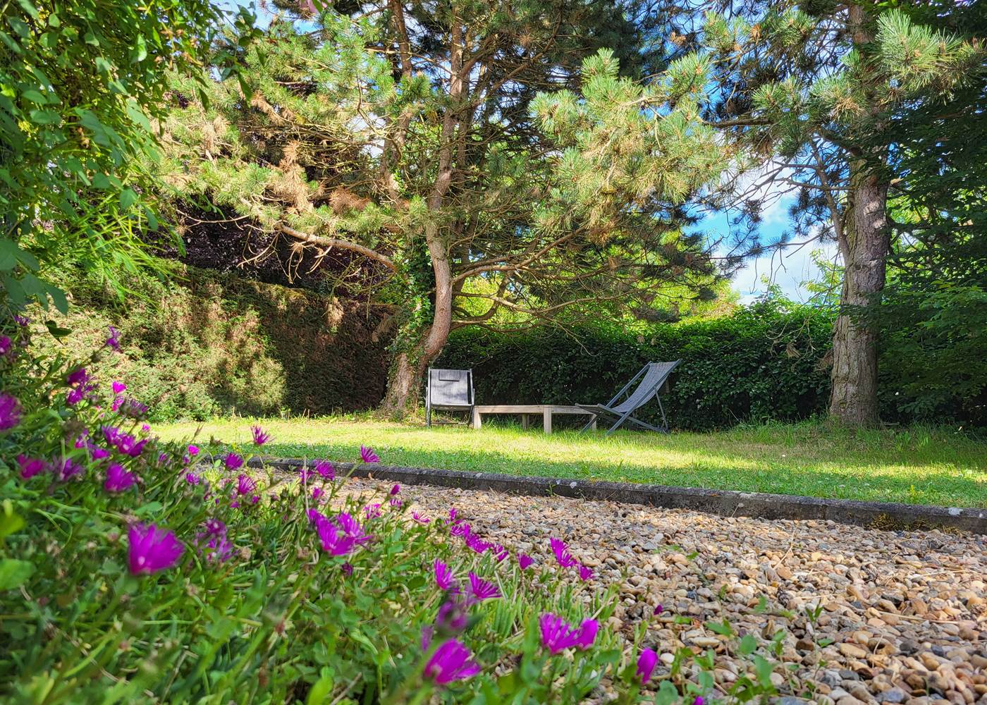 Espace détente dans le jardin