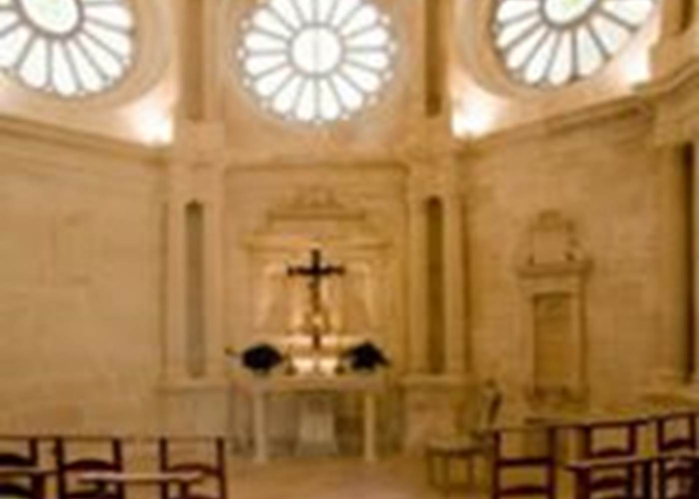 Intérieur et extérieur de la chapelle après rénovations
