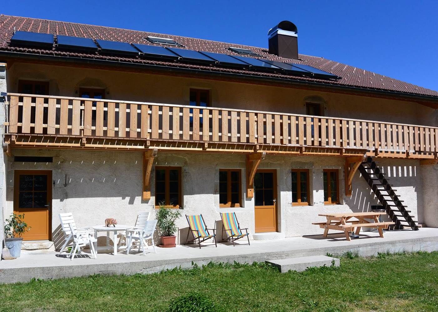 Gîte Tré le grenier - charmant gîte - Gîte le Grand - pour 6 personnes - terrasse