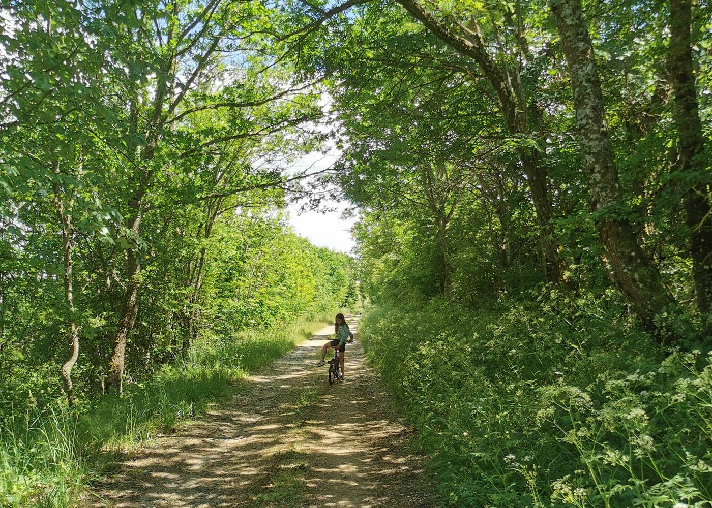 Balade à vélo dans Loubaresse