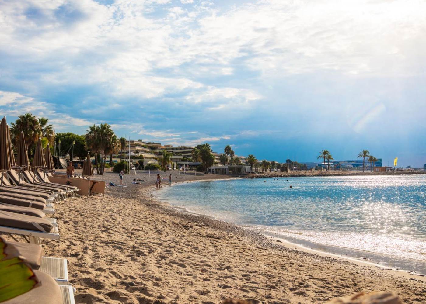 #saintlaurentduvar #plage #printemps #Loubelazur #cotedazur