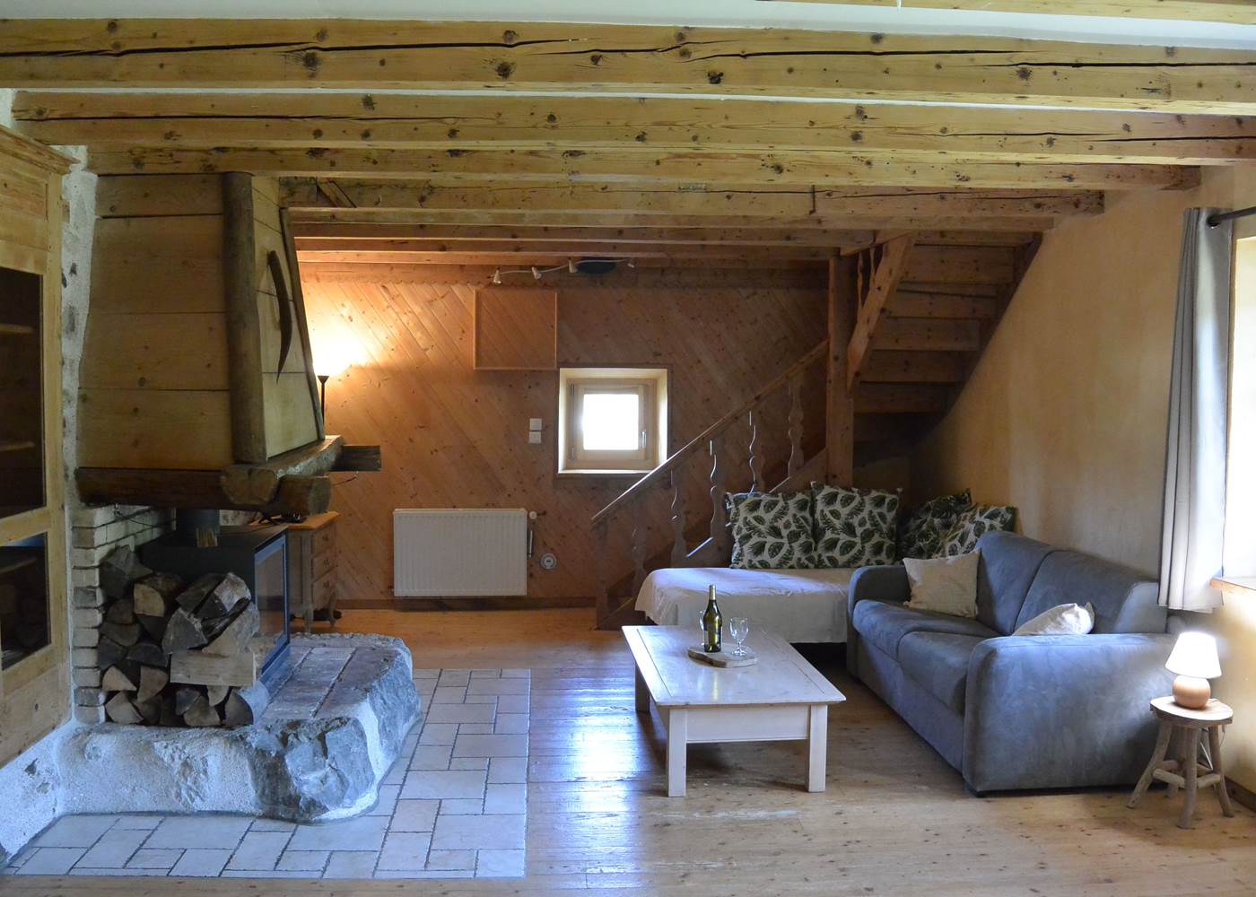 Gîte Tré le grenier - charmant gîte - Gîte le Grand - pour 6 personnes - salon