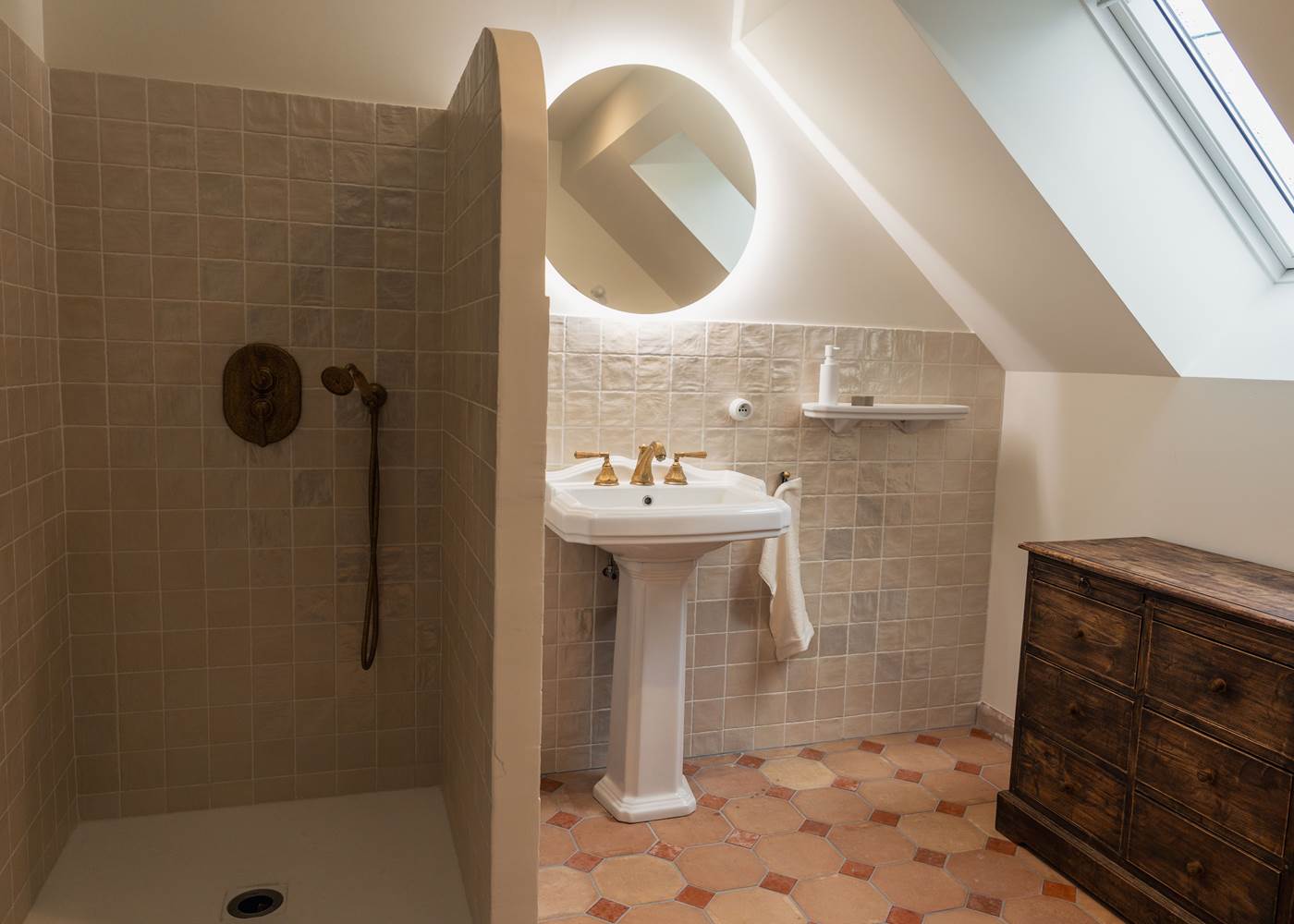 Salle de bain 1er étage