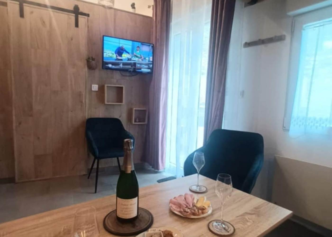 20241020_085939536_iOS