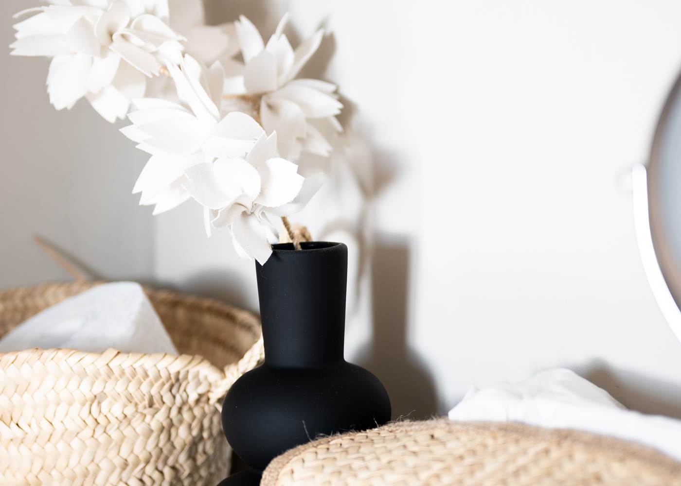 deco salle de bain chambre rouge