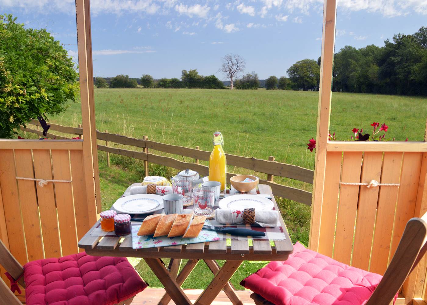 Insolites Chimay petit-déjeuner roulotte