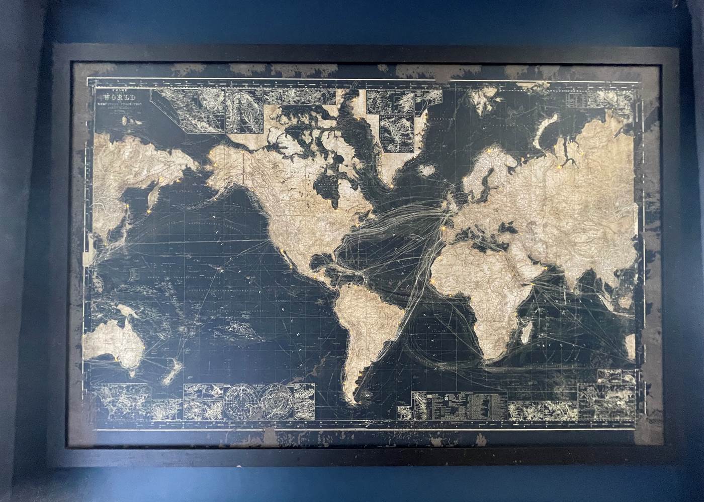 La Maison Voyage 41 - Mappemande éclairée - Chambre Jules Verne