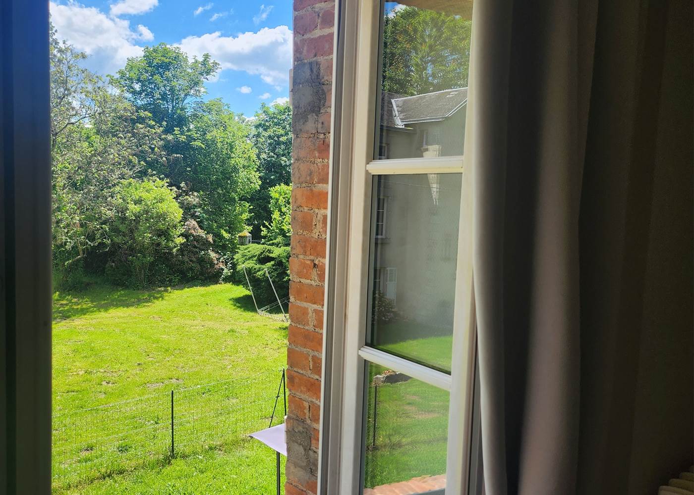 VUE SUR JARDIN DEPUIS CHAQUE CHAMBRE