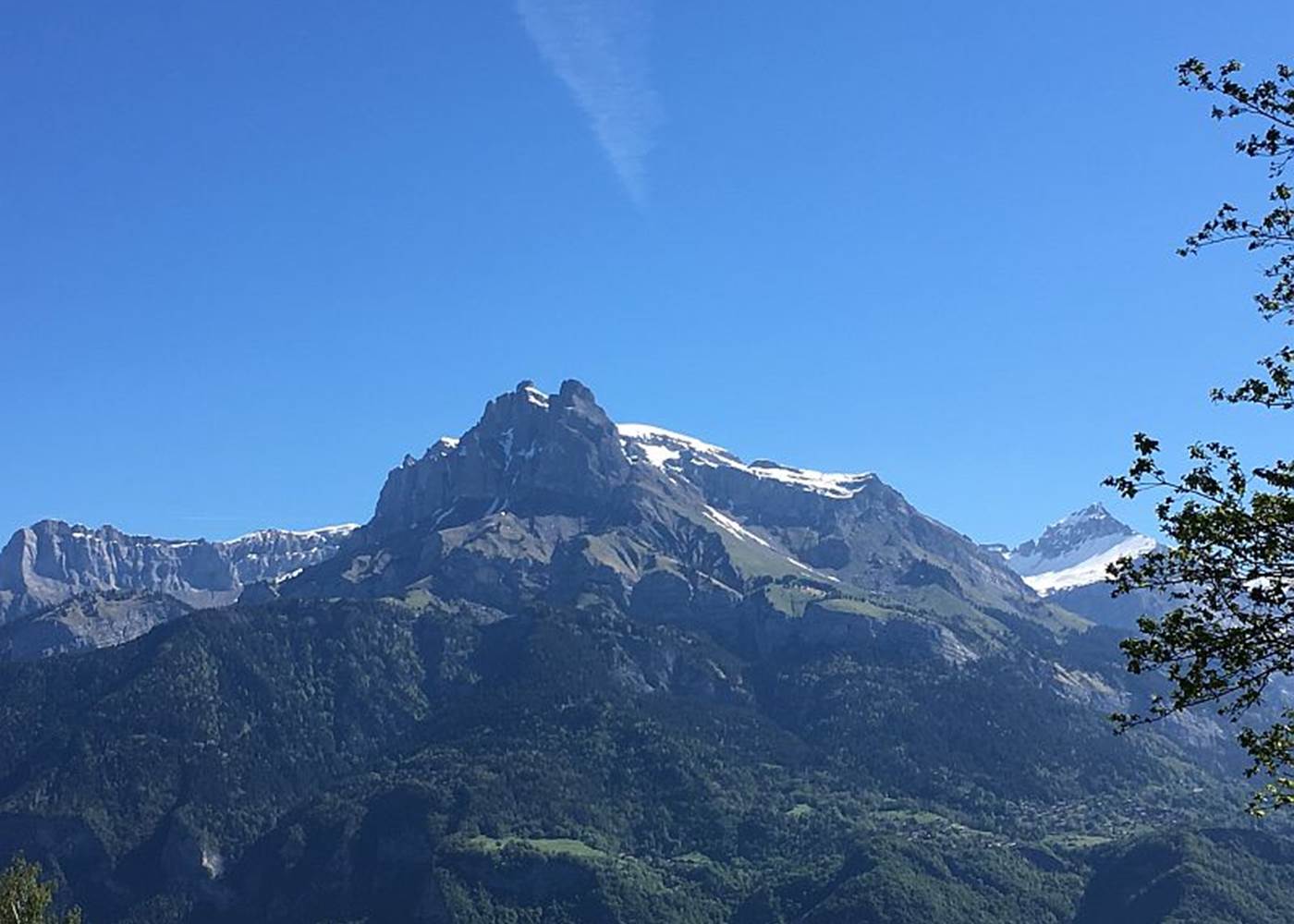 vue sur les aiguilles de Warens